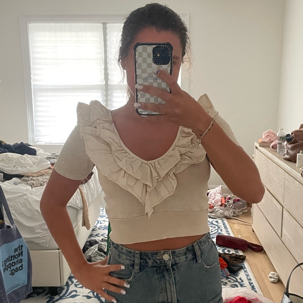 Zara ruffled tee shirt. Size small